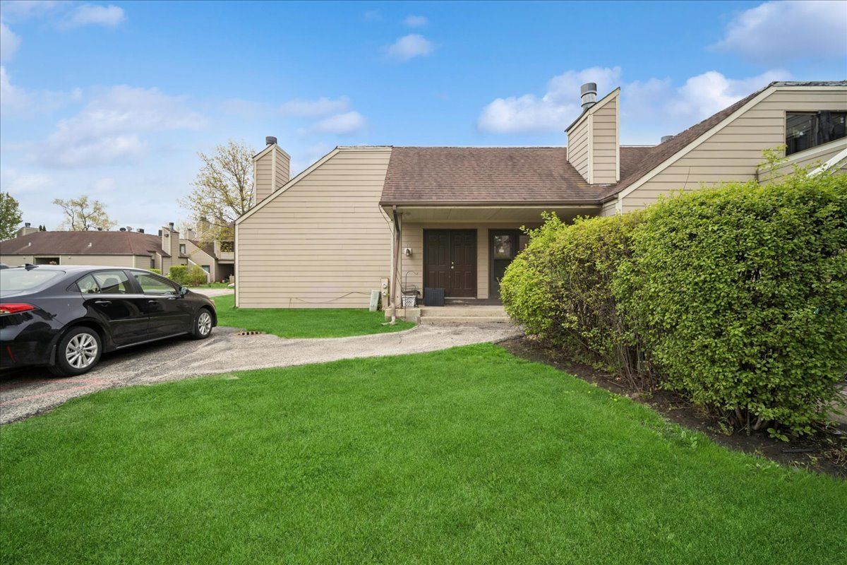 3309 Beacon Street, North Chicago, IL 60064