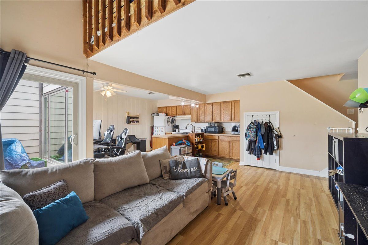 3309 Beacon Street, North Chicago, IL 60064