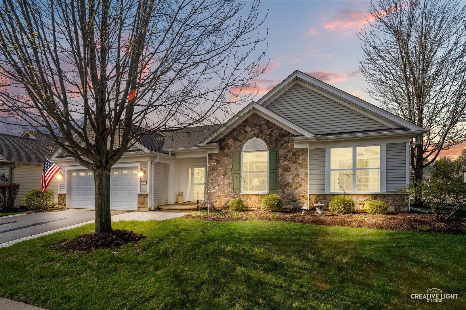 2809 STONEY CREEK Drive — Elgin, IL 60124