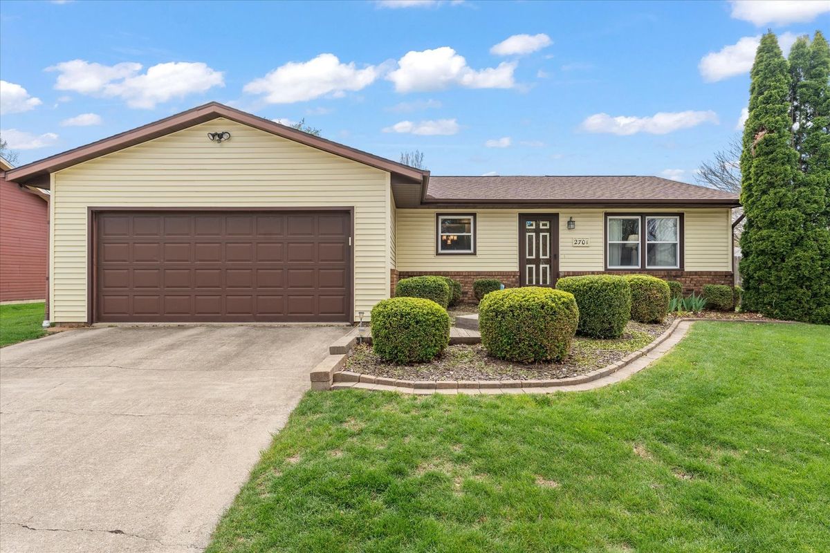 2701 Hathaway Drive, Champaign, IL 61821