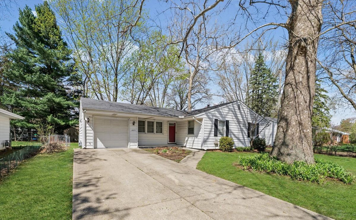 1423 Rose Drive, Champaign, IL 61821