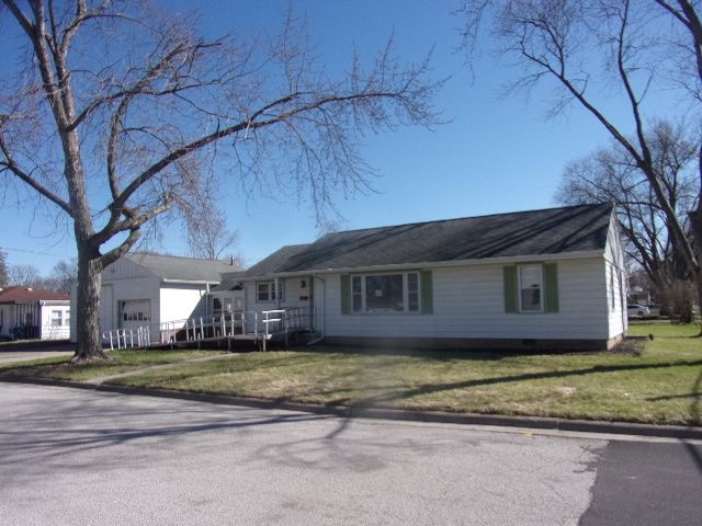 130 W Murphy Street — Pontiac, IL 61764