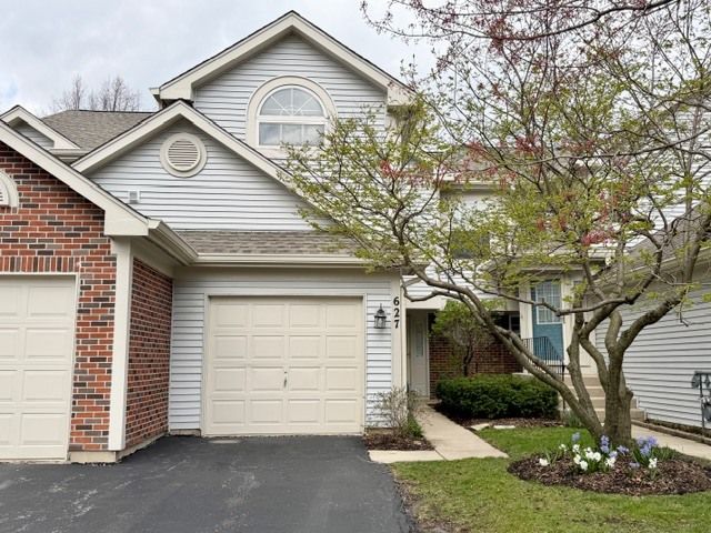 627 Cobblestone Court — Elgin, IL 60120