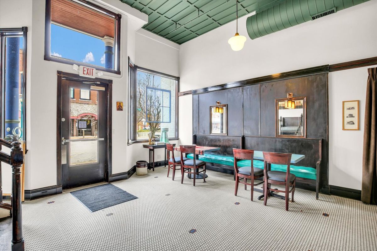 103 & 105 W Sale Street, Tuscola, IL 61953
