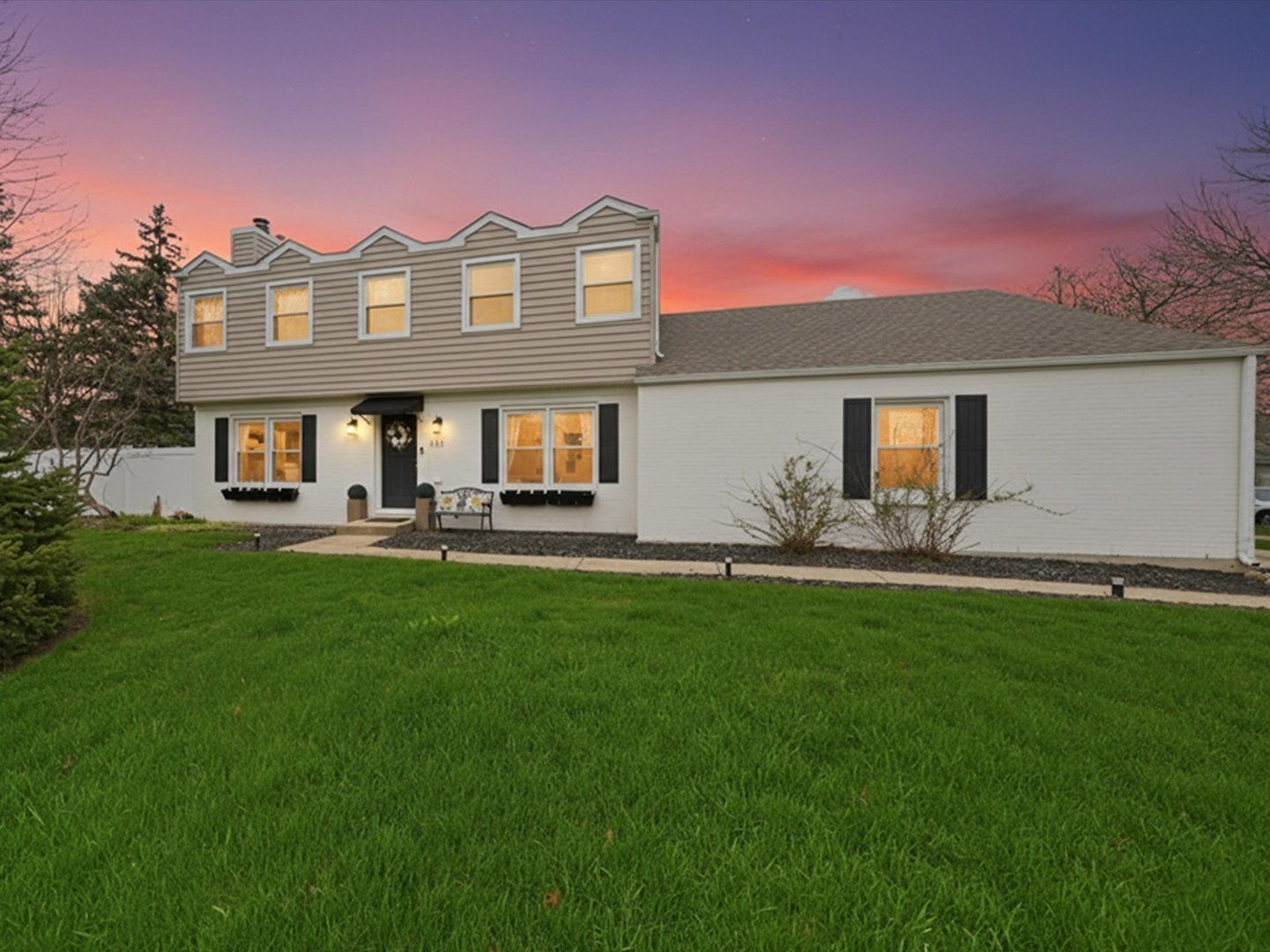 1335 Leverenz Road — Naperville, IL 60564