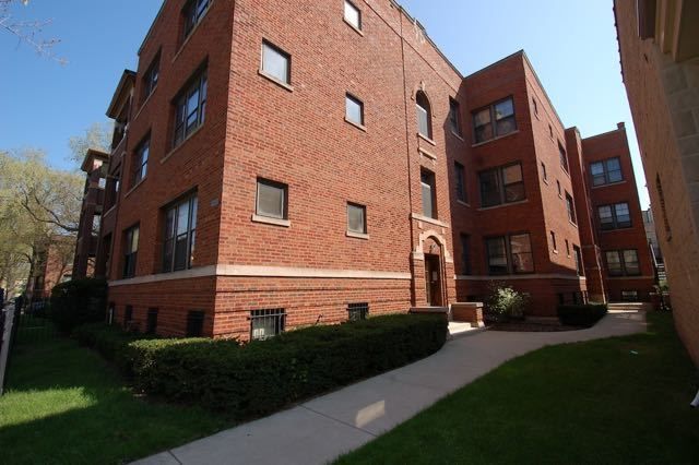 3759 N Lakewood Avenue #1R — Chicago, IL 60613