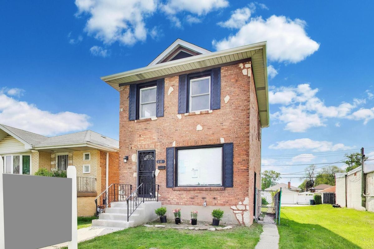 610 Eastern Avenue, Bellwood, IL 60104