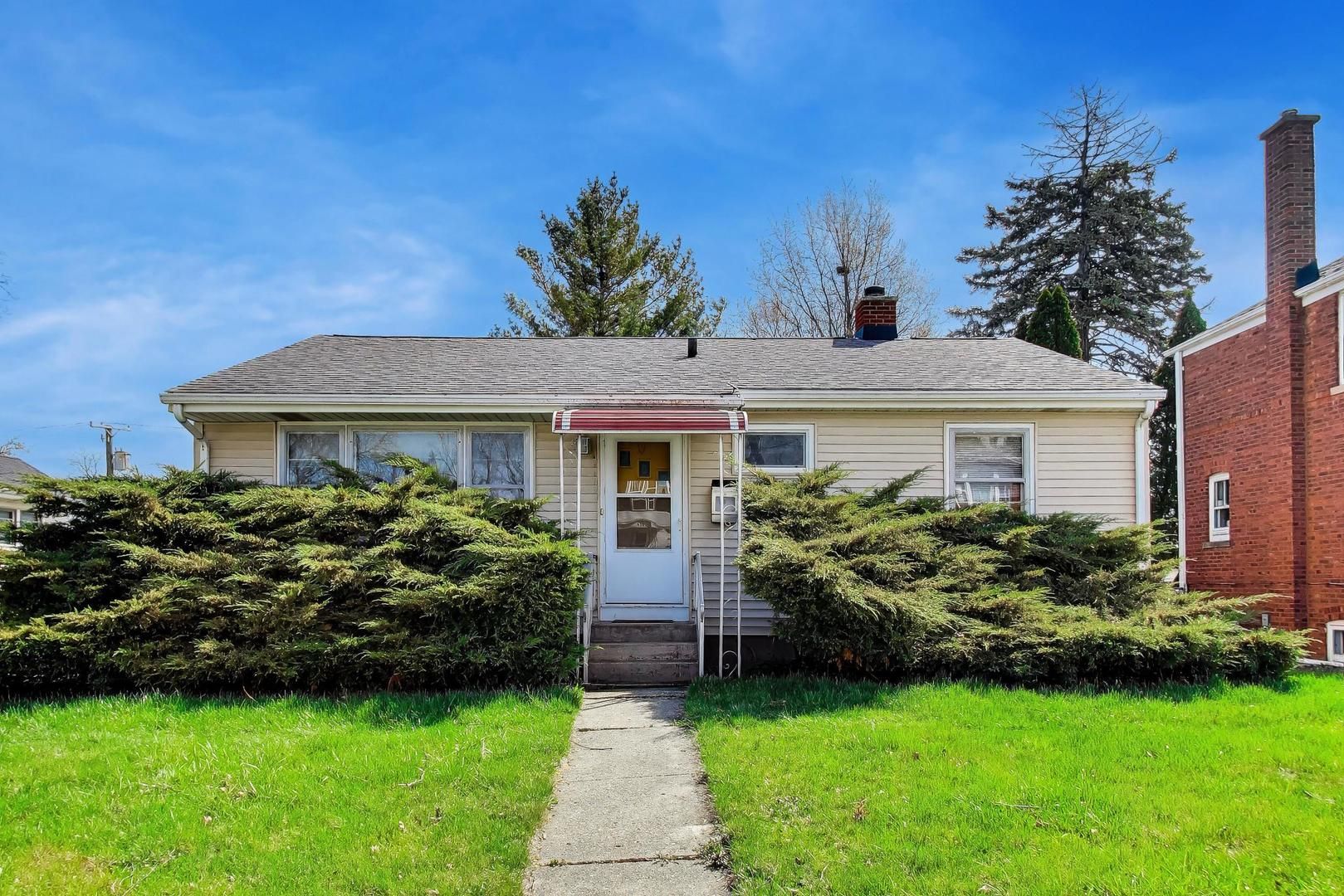 243 S Center Street — Bensenville, IL 60106