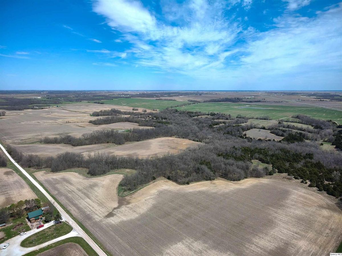 1637 N 2903rd Lane, Loraine, IL 62349