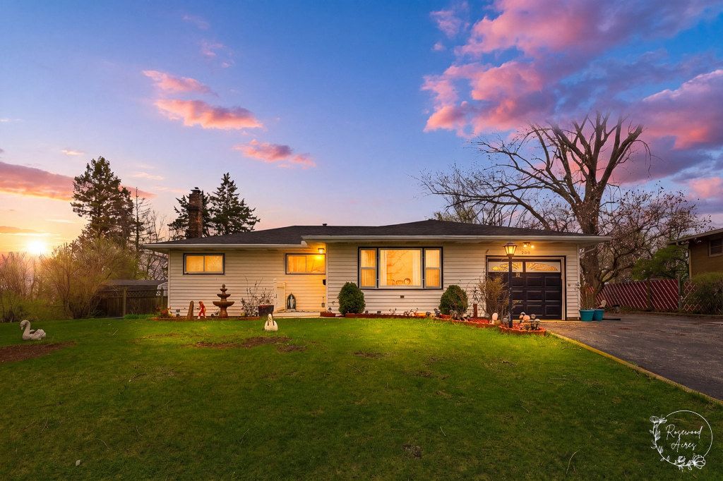 3858 E Lakeview Drive — Kankakee, IL 60901