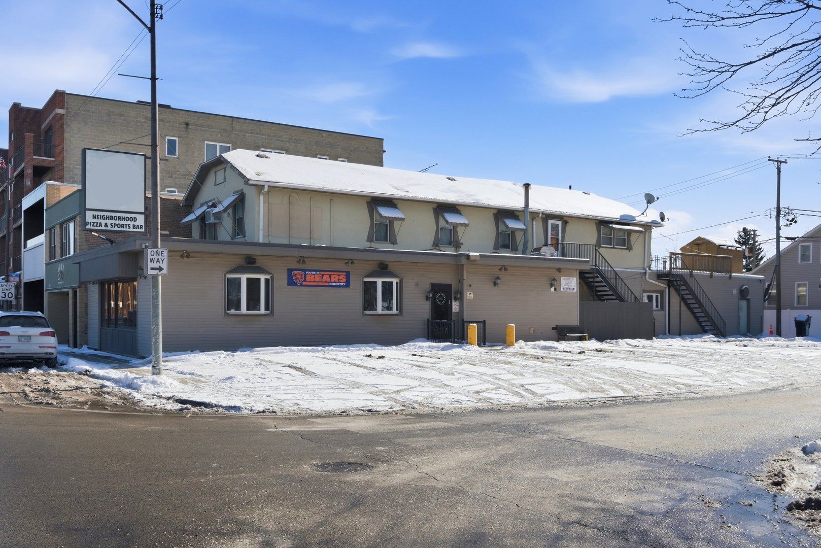 7455 W Irving Park Road — Chicago, IL 60634