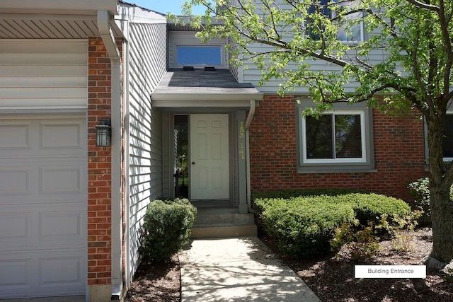 135 Morningside Lane, Buffalo Grove, IL 60089