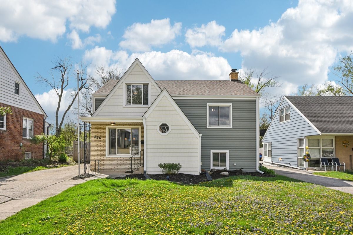 836 Michigan Avenue, Villa Park, IL 60181