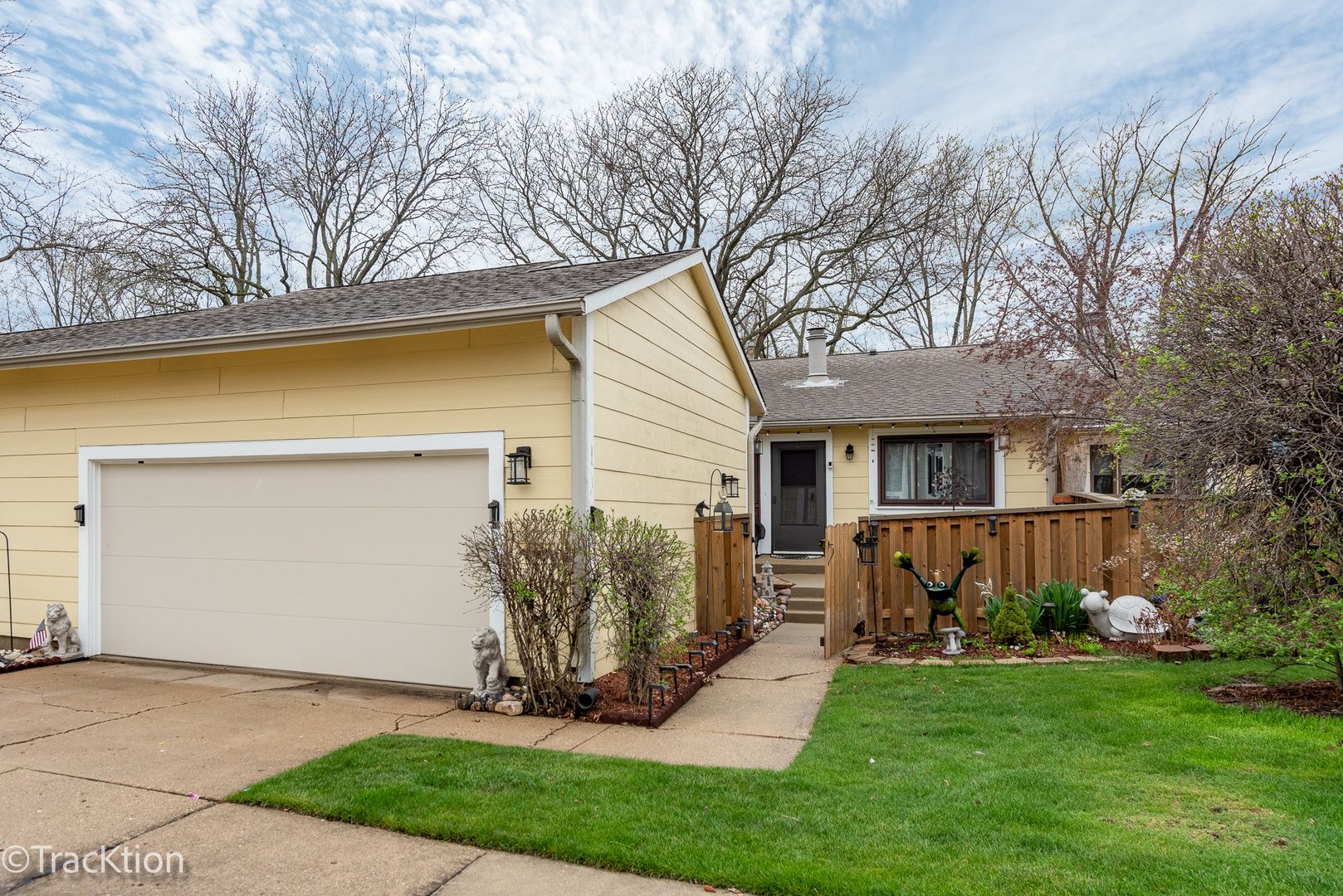 6856 Juneberry Avenue — Woodridge, IL 60517