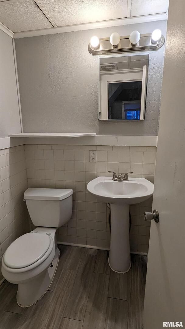 540 16TH Avenue, East Moline, IL 61244