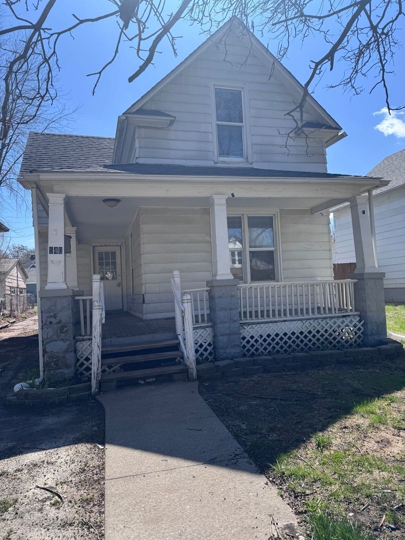 540 16TH Avenue — East Moline, IL 61244