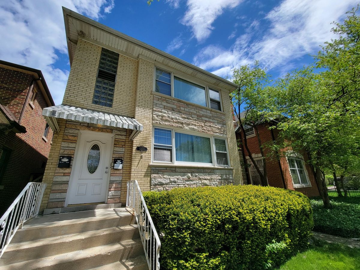 5809 Whipple Street, Chicago, IL 60659