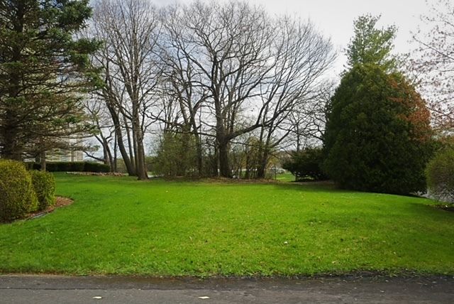 57 Hillburn Lane, North Barrington, IL 60010