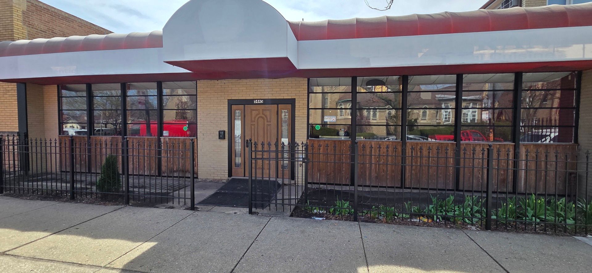 5443-45 W Diversey Avenue — Chicago, IL 60639