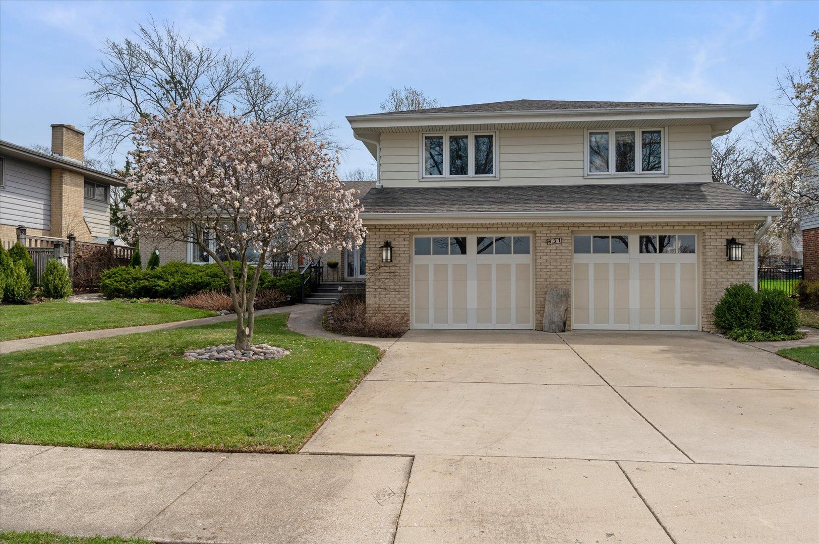 631 S Fern Court — Elmhurst, IL 60126