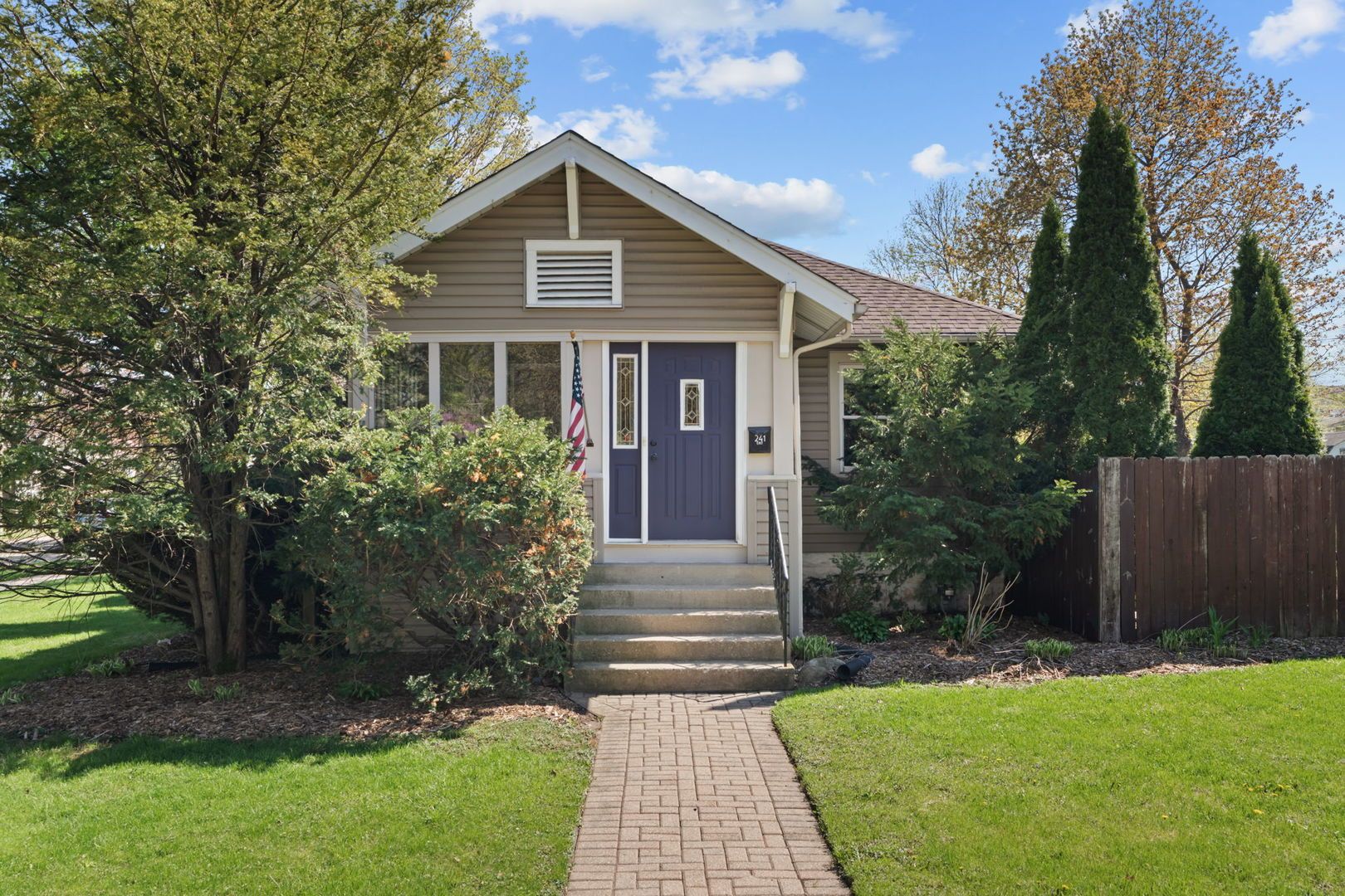 241 E Terra Cotta Avenue — Crystal Lake, IL 60014