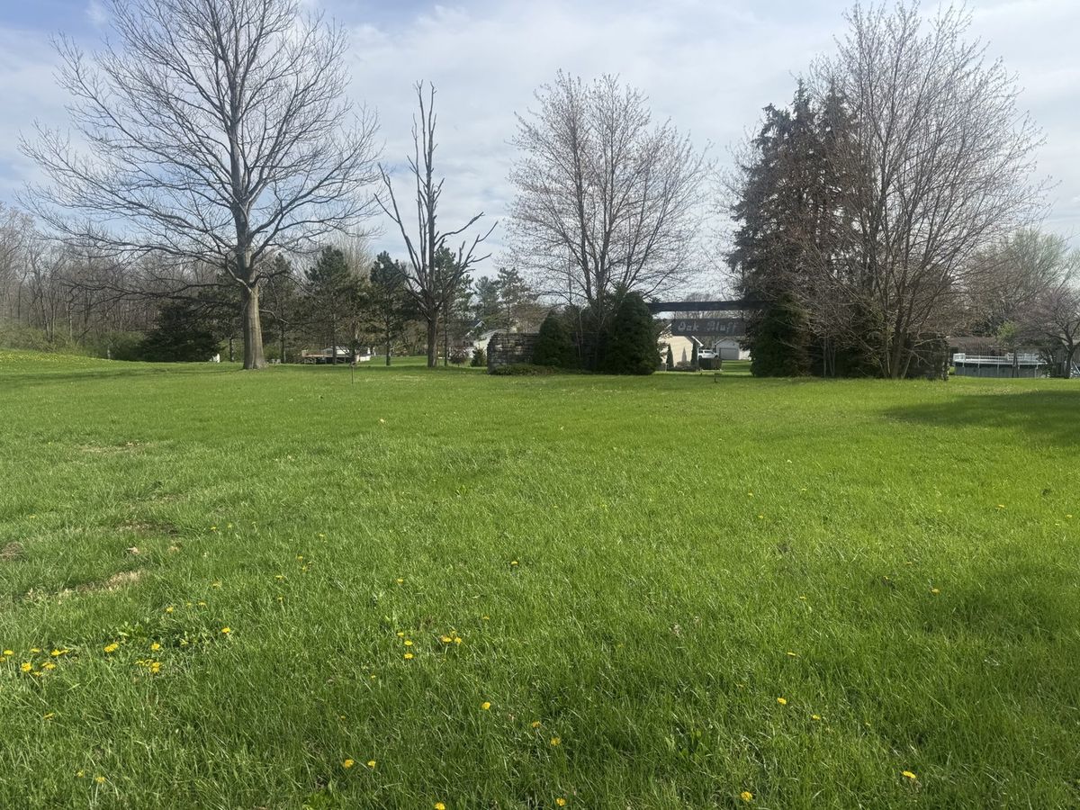 2853 Richard Hallet Road, Utica, IL 61373