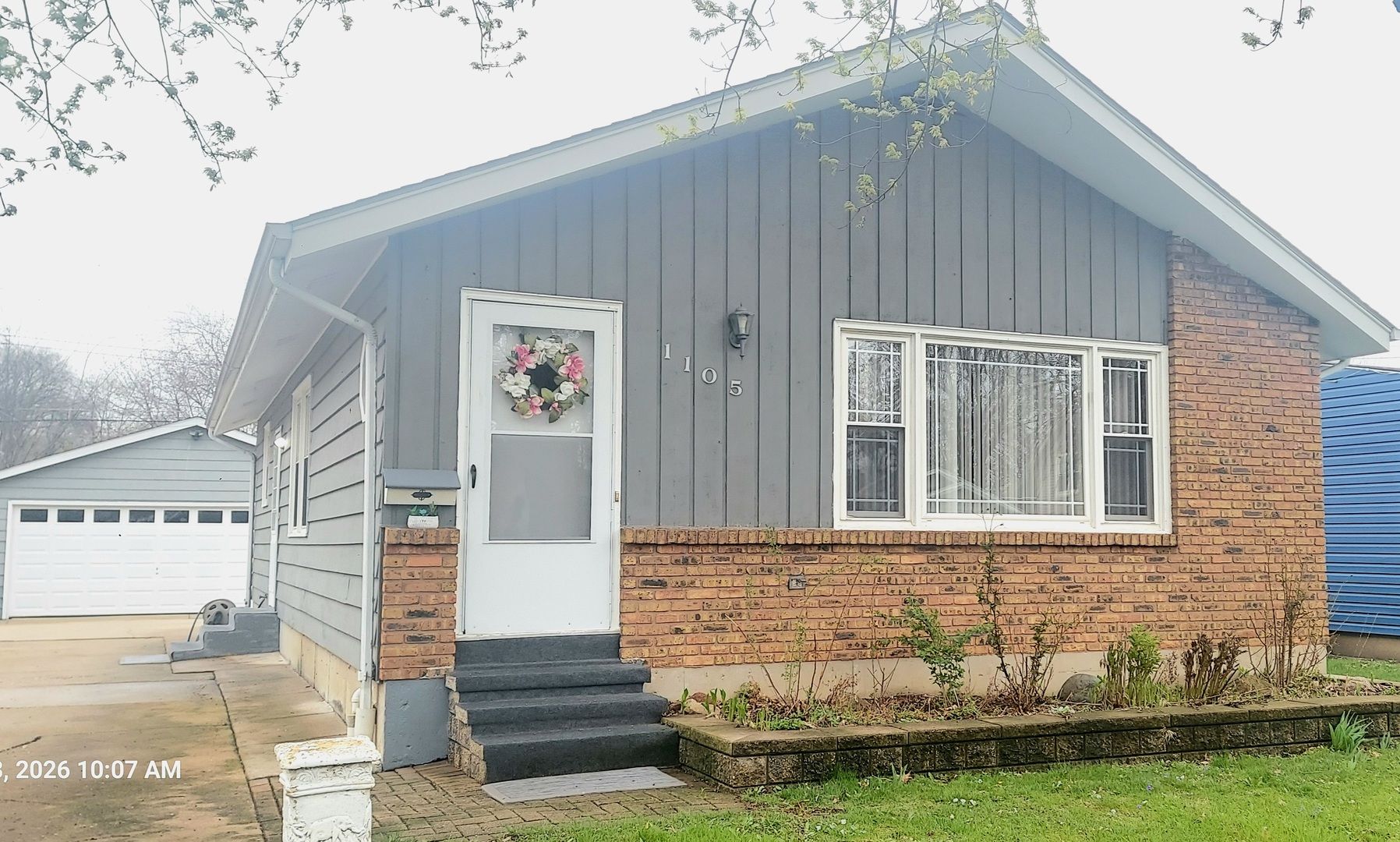 1105 Assell Avenue — Aurora, IL 60505
