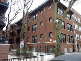 709 W Barry Avenue #S2 — Chicago, IL 60657