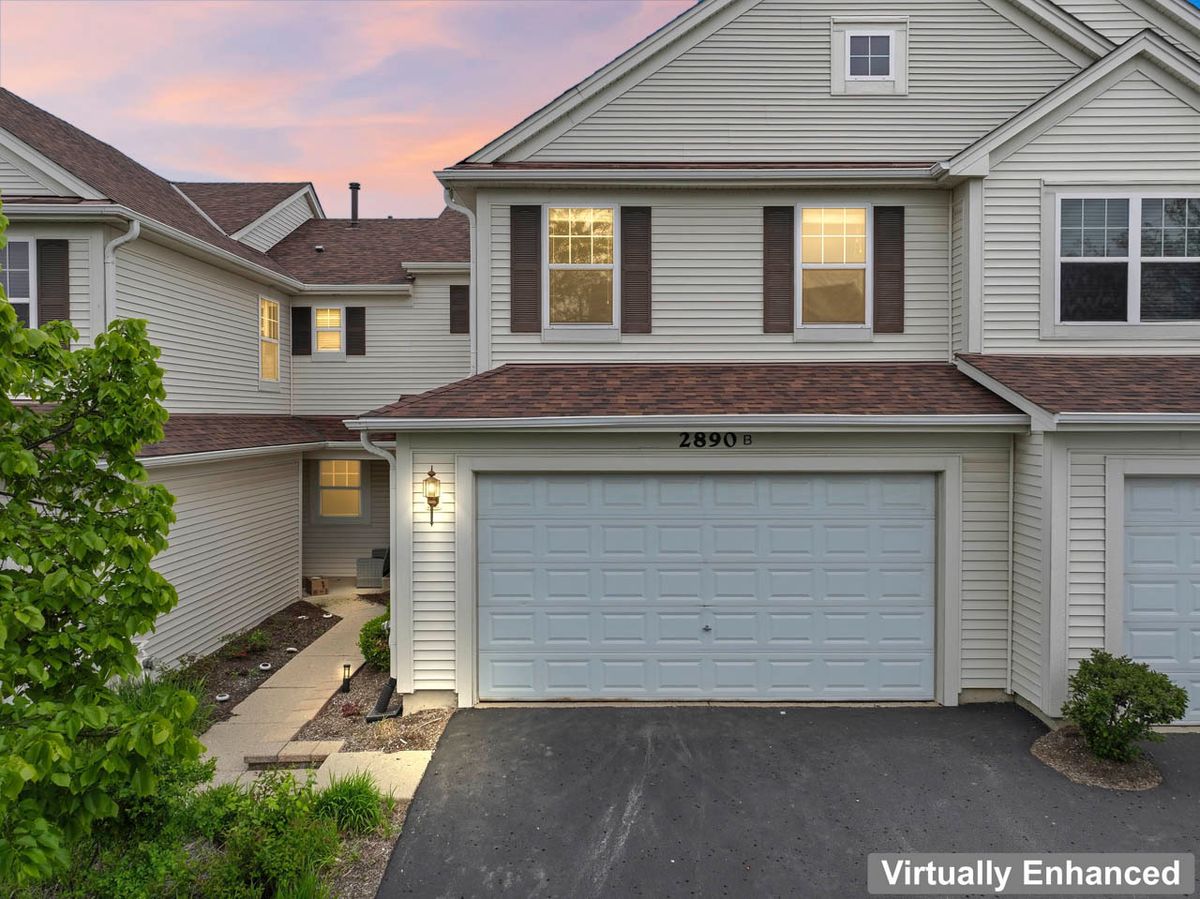2890 Glacier Way, Wauconda, IL 60084
