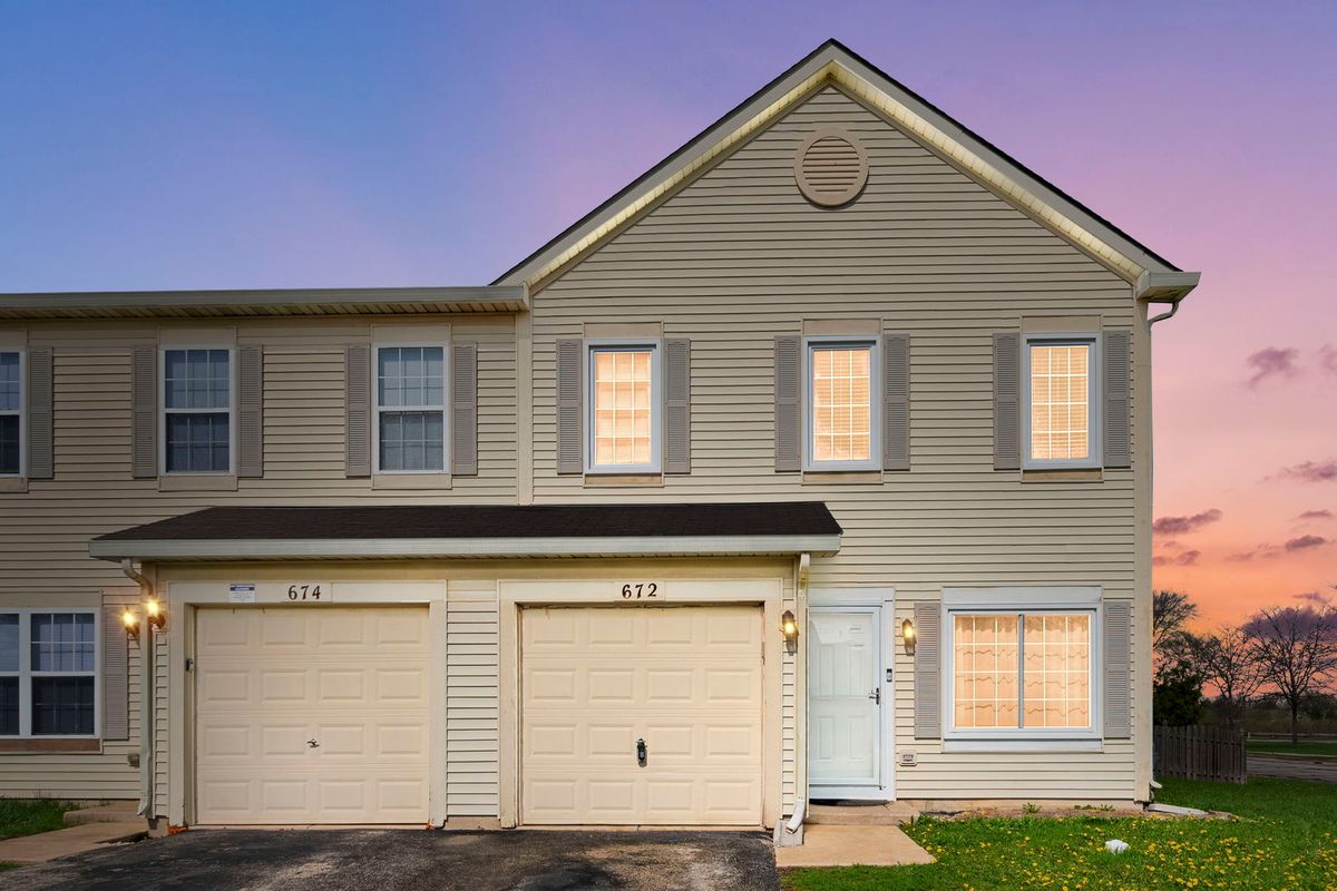 672 Edward Drive, Romeoville, IL 60446