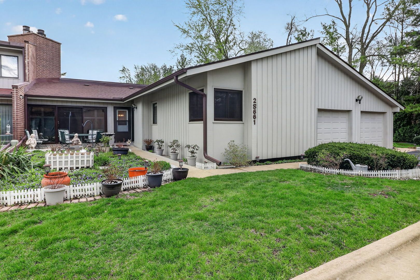 2S661 Marie Curie Lane — Warrenville, IL 60555
