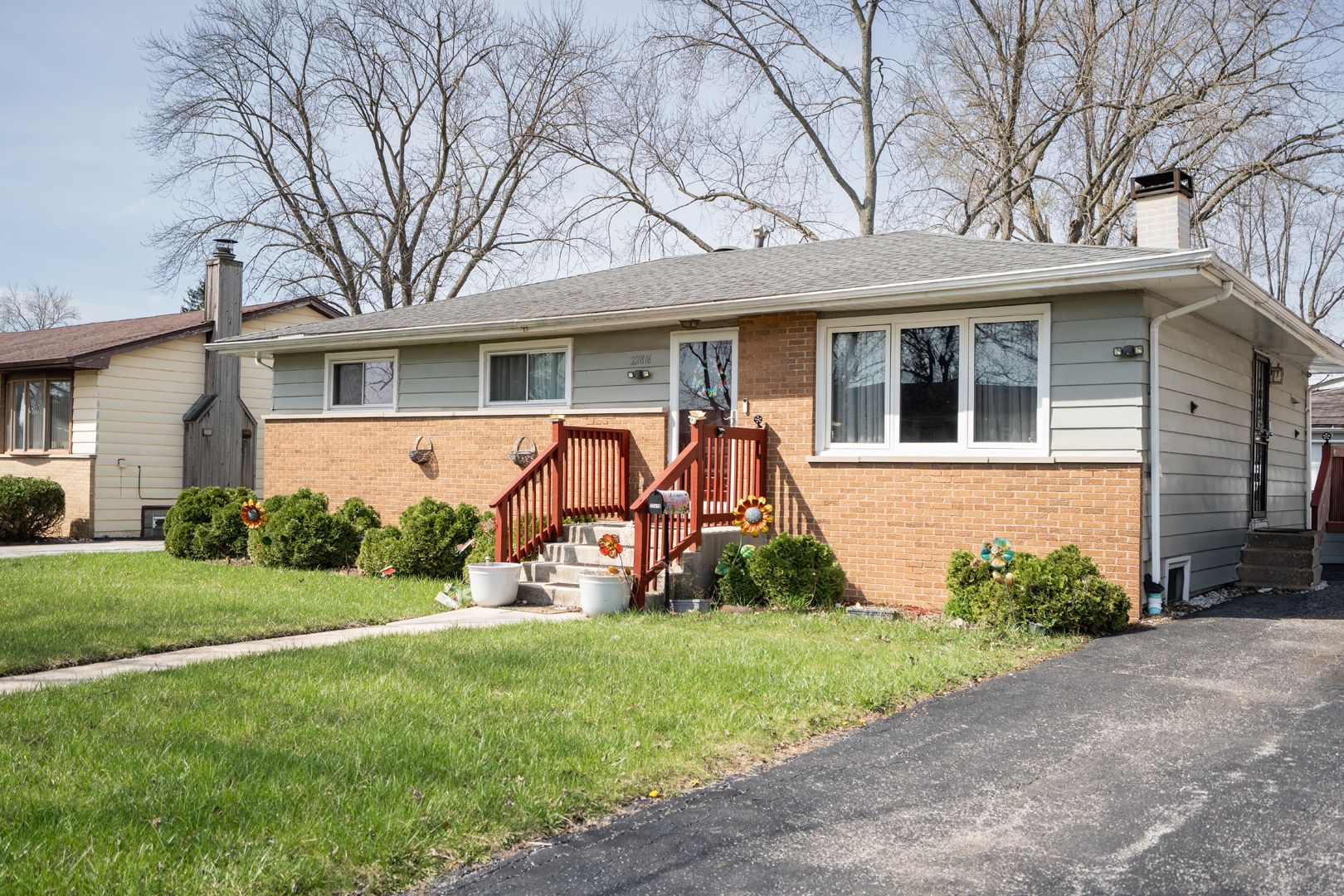 22816 Ridgeway Avenue — Richton Park, IL 60471