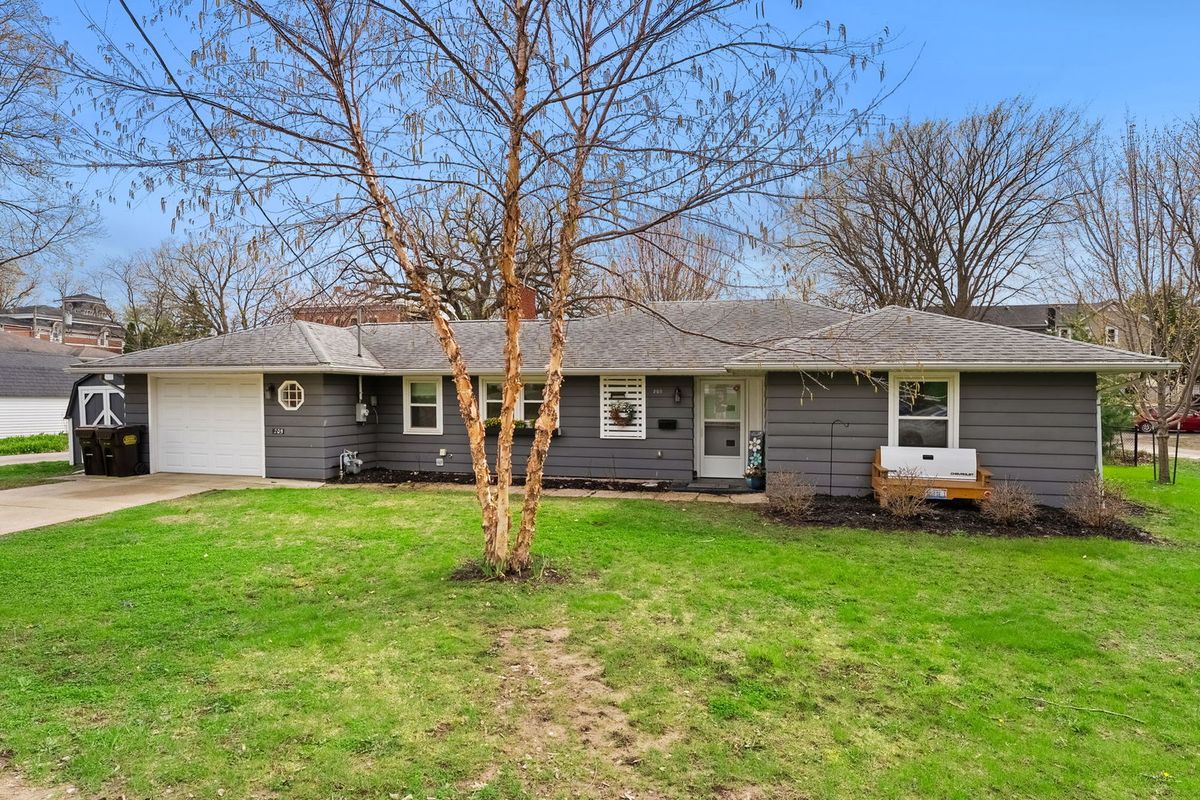 205 Towne Street, Morrison, IL 61270