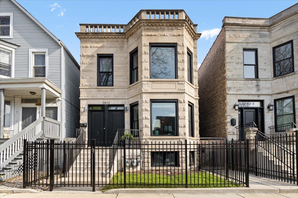 3432 W Belden Avenue #1 — Chicago, IL 60647