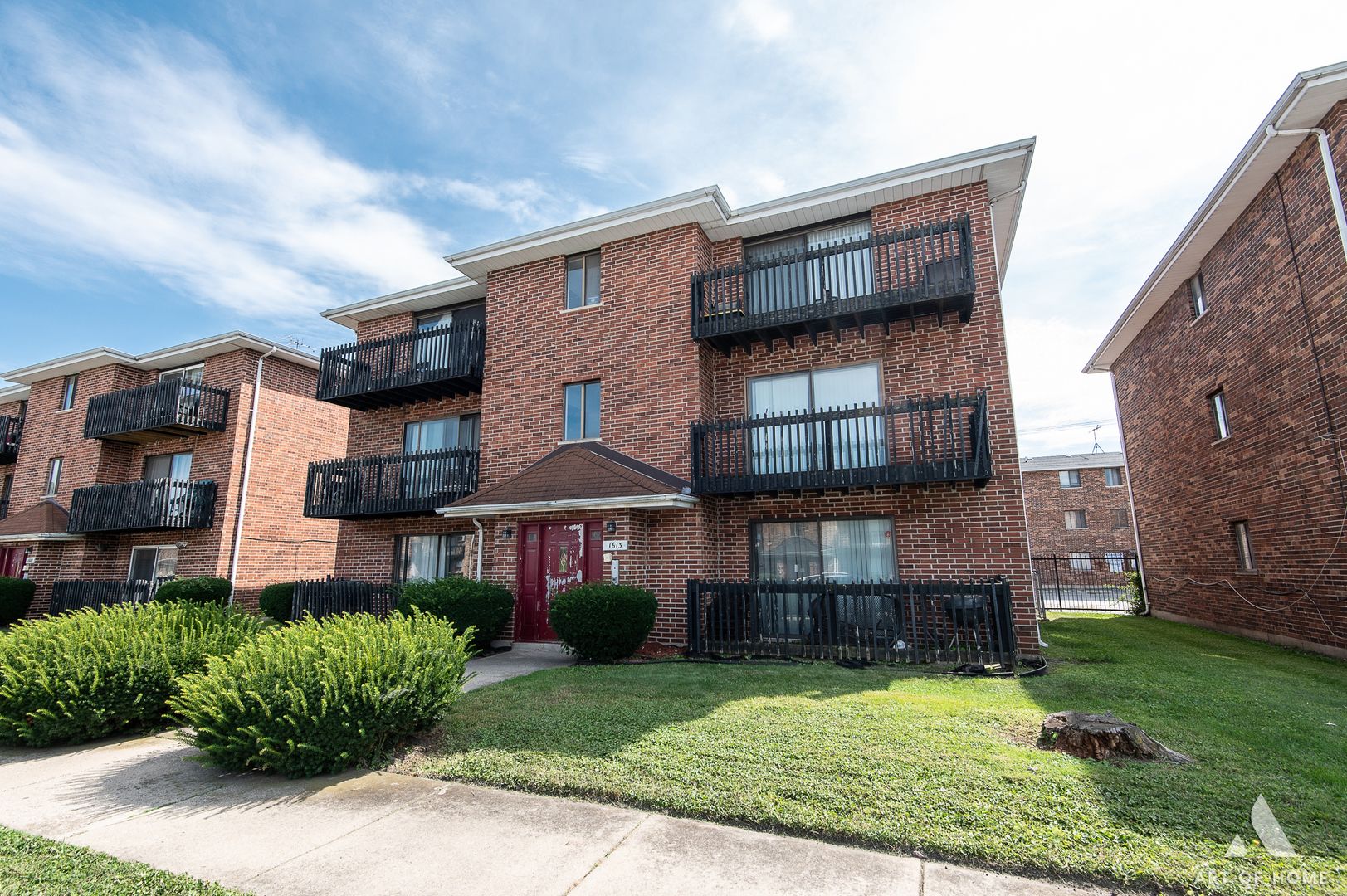 1613 Astor Street #1W — Calumet City, IL 60409