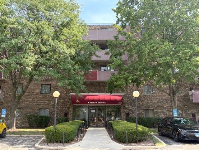 1463 Mercury Drive #408 — Schaumburg, IL 60193
