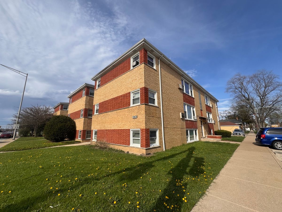 2263 17th Avenue, North Riverside, IL 60546