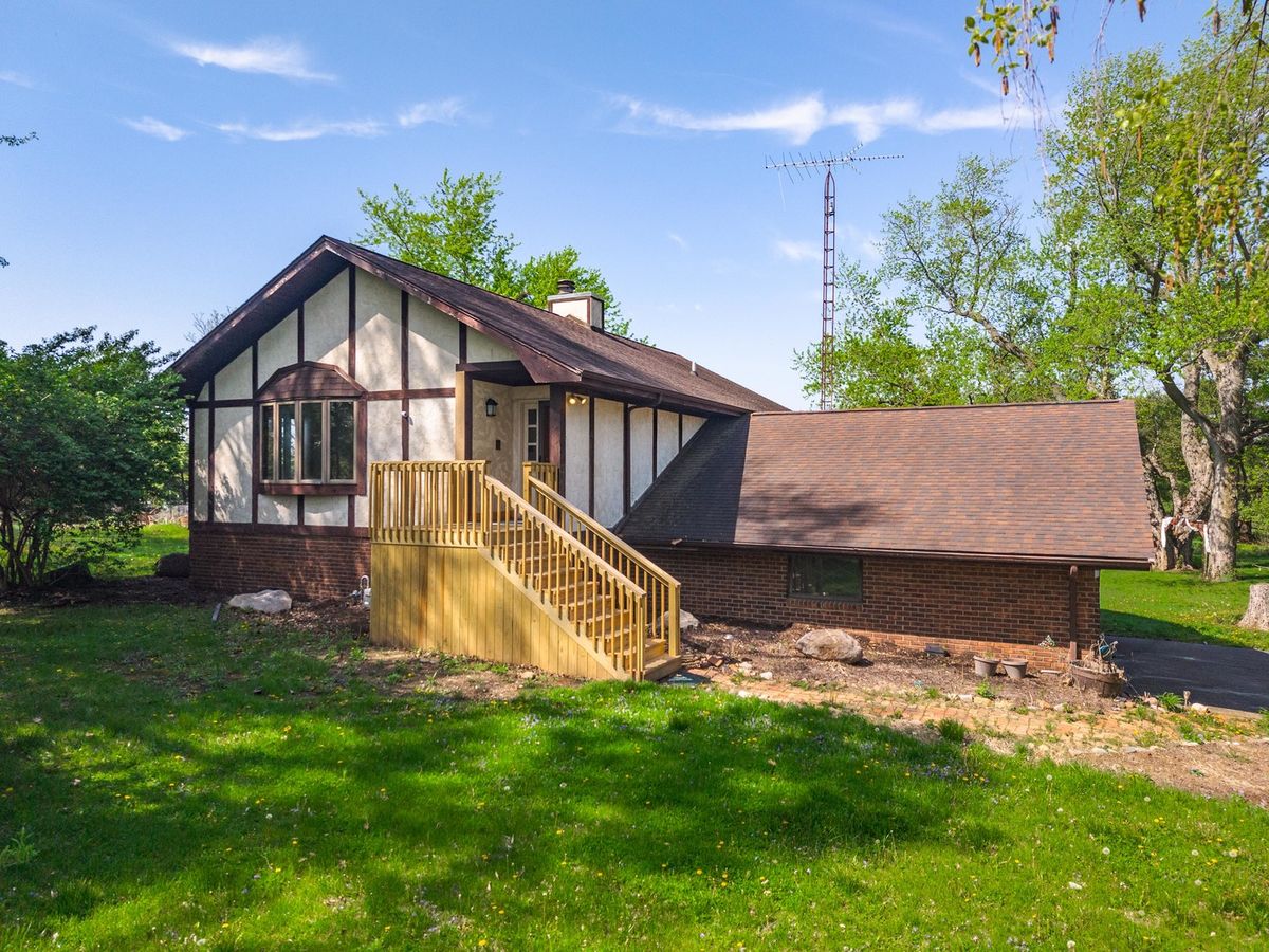 3312 1475 East Road, Heyworth, IL 61745