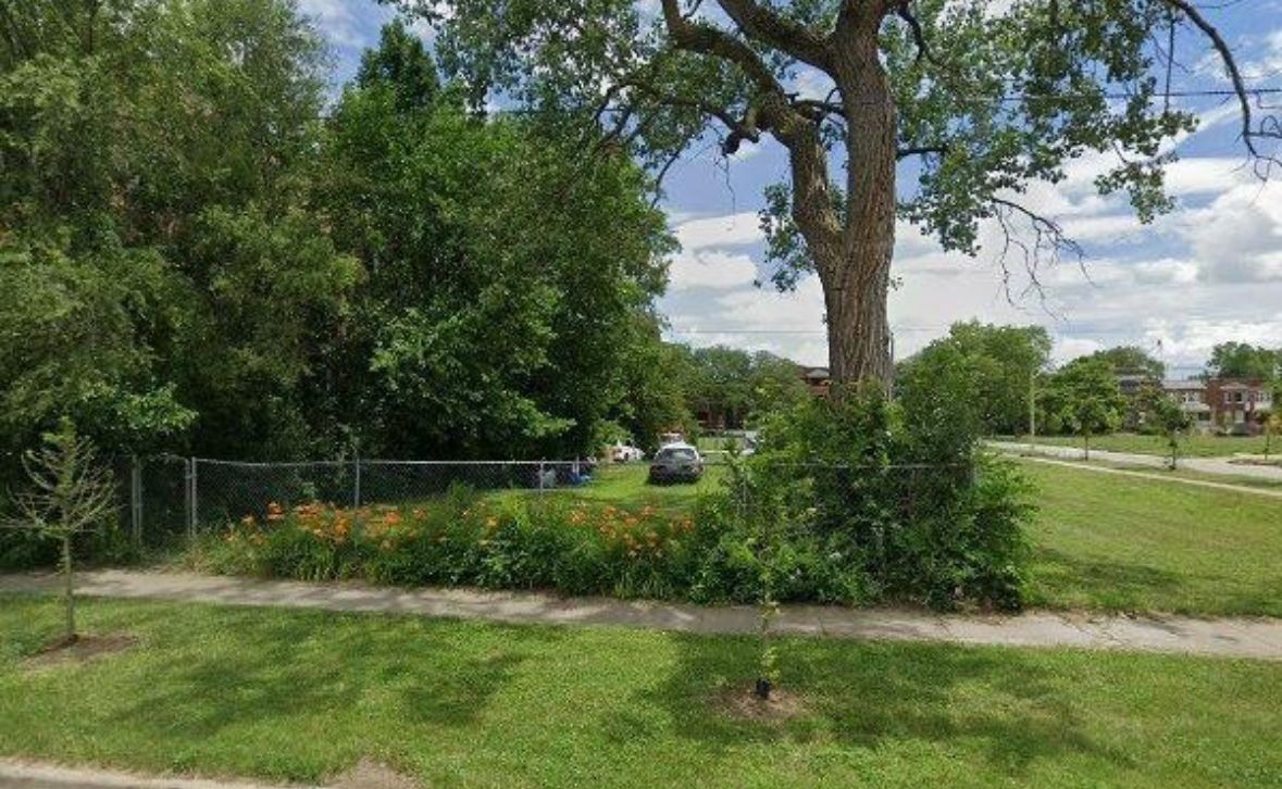 7249 S Harvard Avenue — Chicago, IL 60621