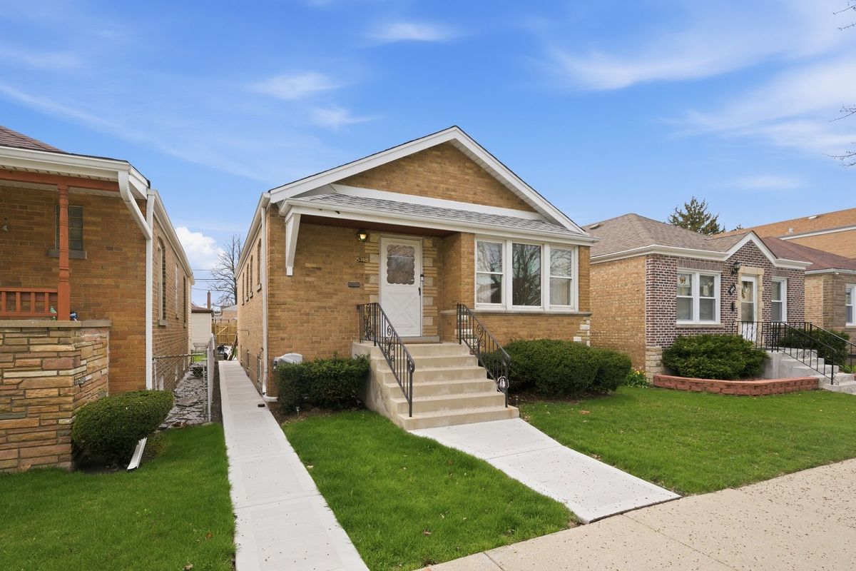 5748 Kenneth Avenue, Chicago, IL 60629