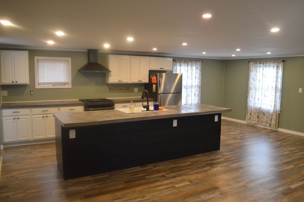 460 E Hill Street, Tiskilwa, IL 61368