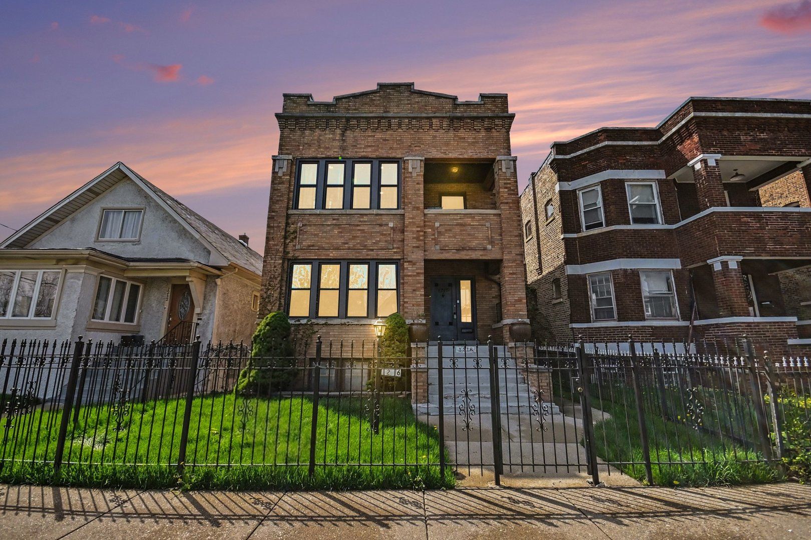 1216 N MASON Avenue — Chicago, IL 60651