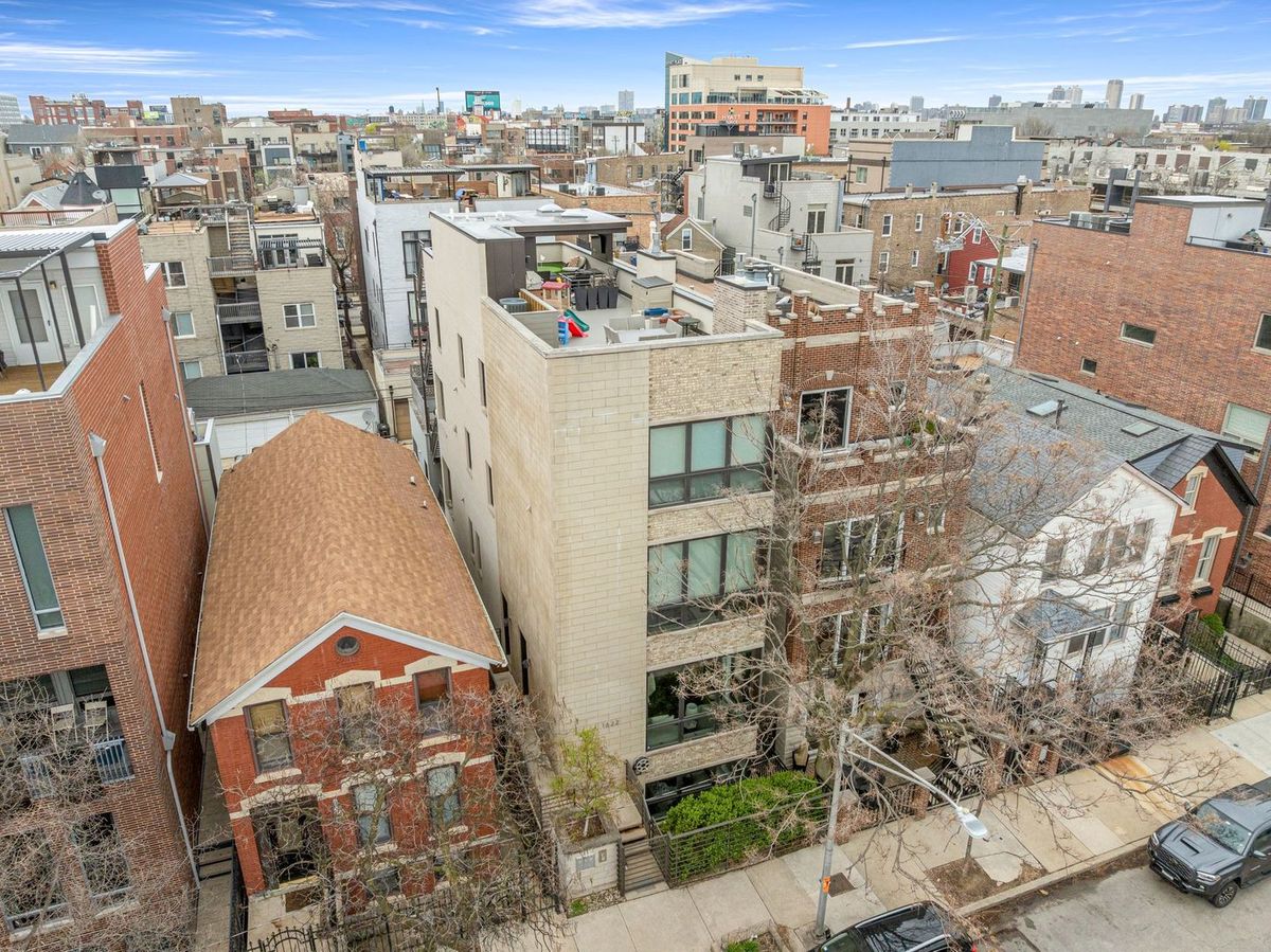 1622 Julian Street, Chicago, IL 60622