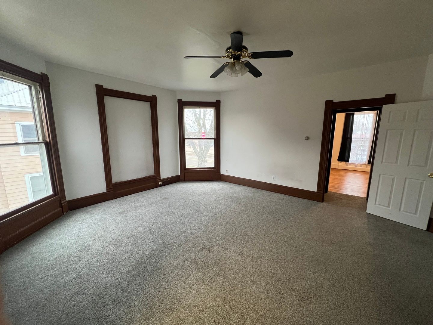 416 7th Avenue S #B — Clinton, IA 52732