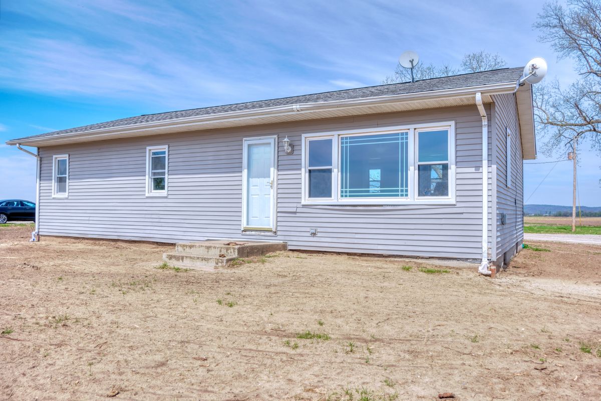 861 Indian Ridge Road, Jacob, IL 62950