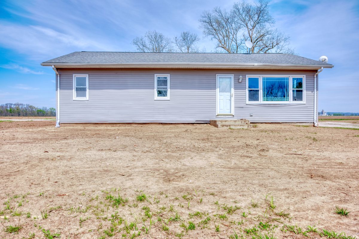 861 Indian Ridge Road, Jacob, IL 62950