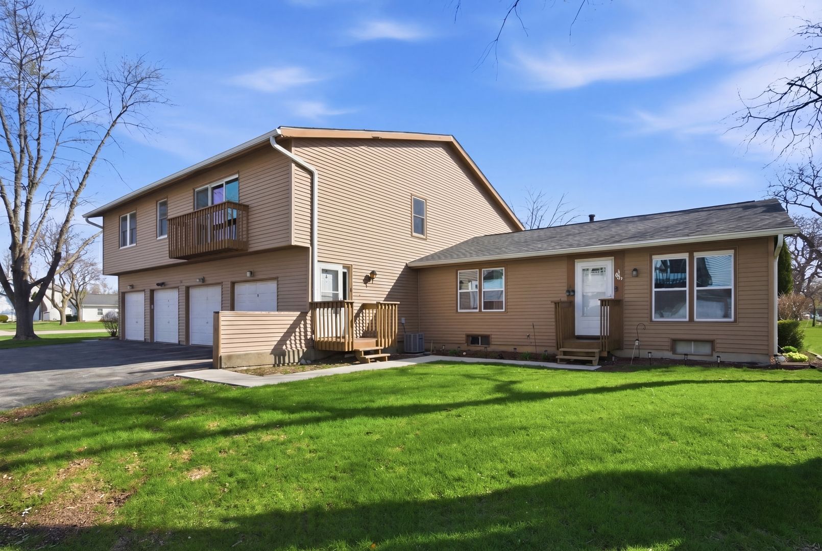 216 Eagle Court #d — Bolingbrook, IL 60440
