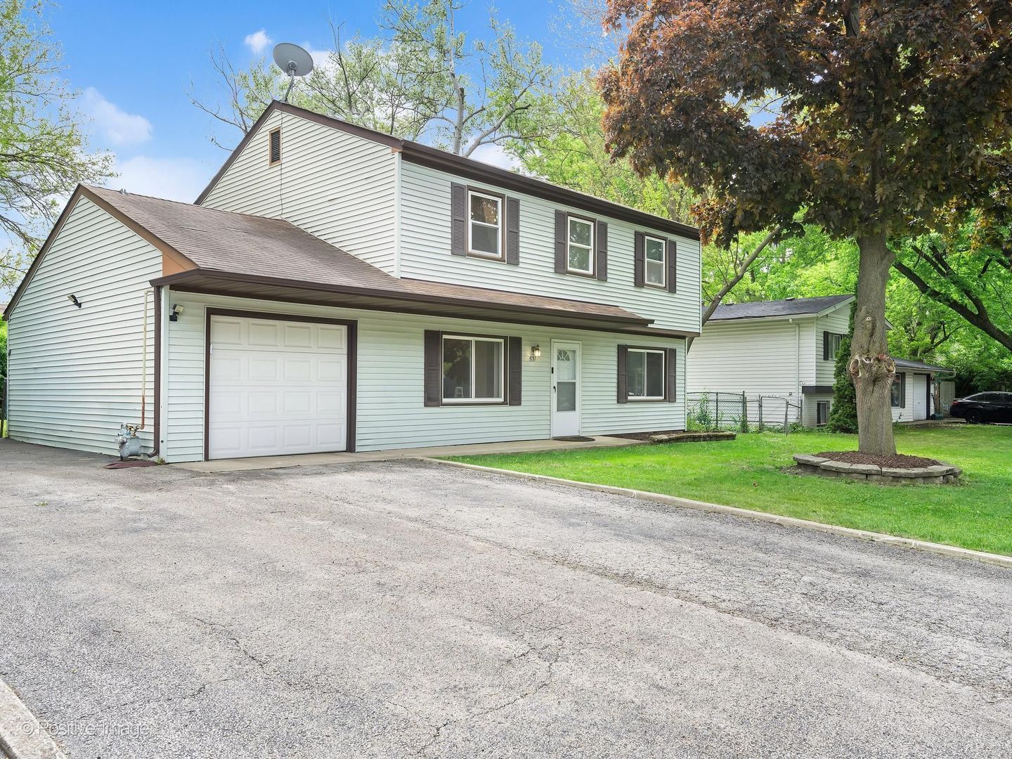 531 Redwood Road — Bolingbrook, IL 60440