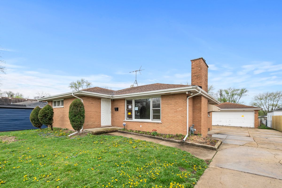 3620 Sangamon Street, Steger, IL 60475