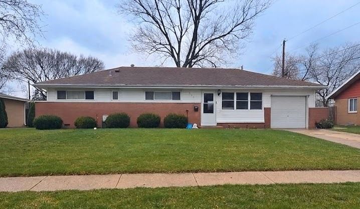560 Geronimo Street, Hoffman Estates, IL 60169